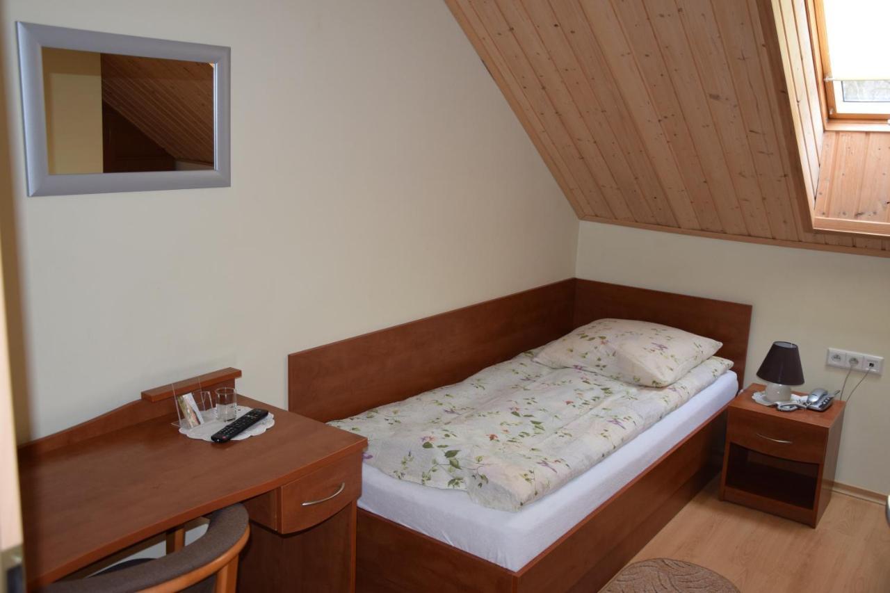Inter-Bar-Motel Nowe Marzy Exterior foto